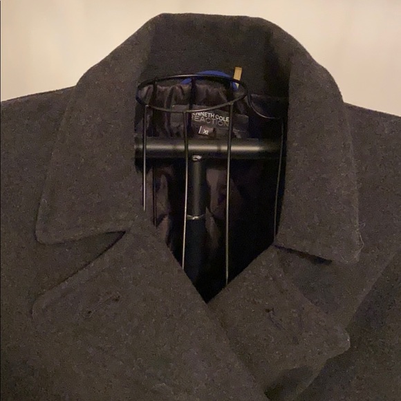 Men’s Kenneth Cole Peacoat - Picture 4 of 10